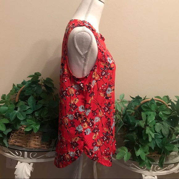 Abercrombie and Fitch Sleeveless Blouse - Picture 3 of 6